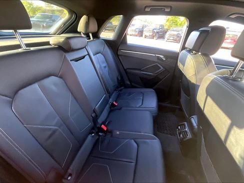 Used 2022 Audi Q3 2.0T Premium Plus image 19