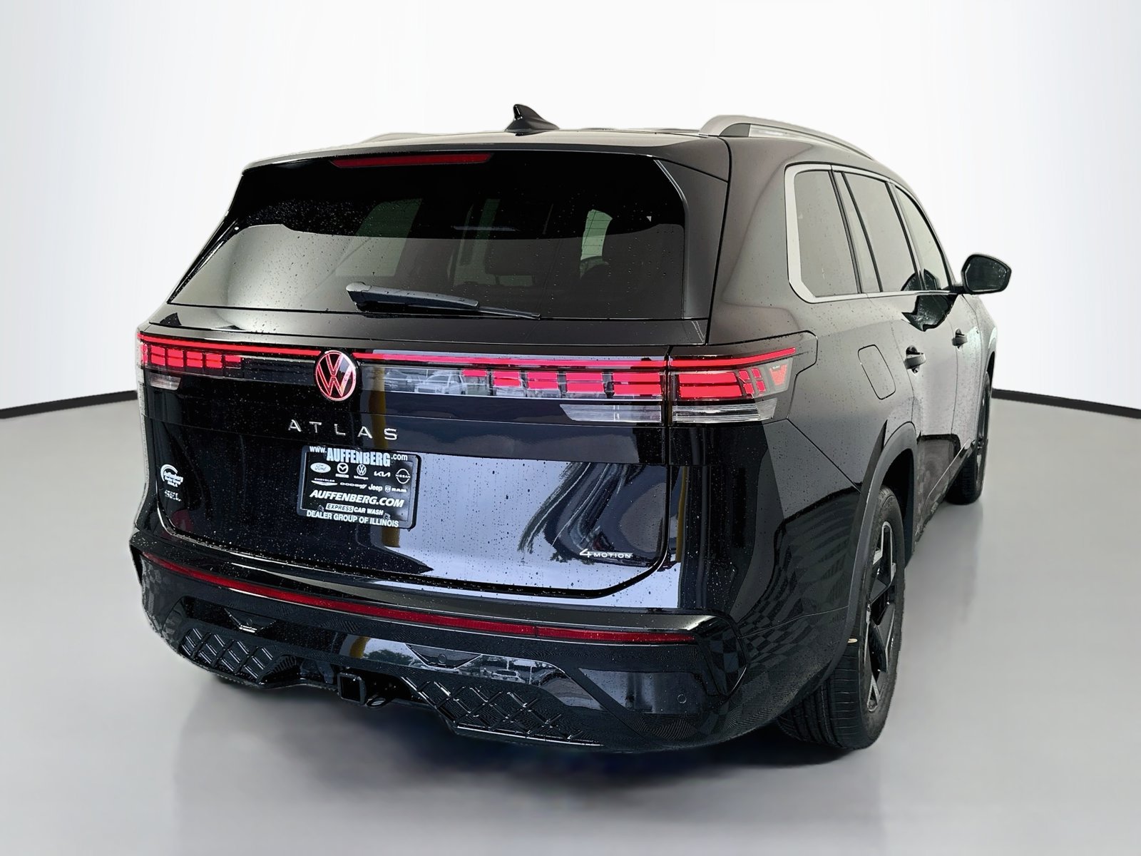 New 2027 Volkswagen Atlas SEL R-Line AWD/4WD image 7