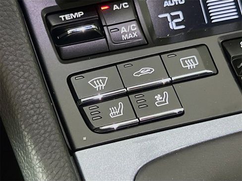 New 2025 Porsche 718 Cayman image 22