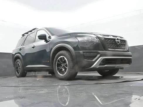 Used 2025 Nissan Pathfinder Rock Creek AWD/4WD image 9