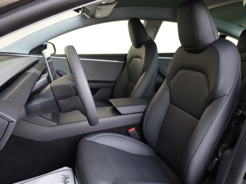 Used 2025 Tesla Model 3 Long Range RWD image 15