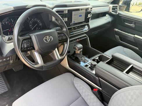 Used 2023 Toyota Tundra SR5 w/ SR5 Convenience Package AWD/4WD image 10
