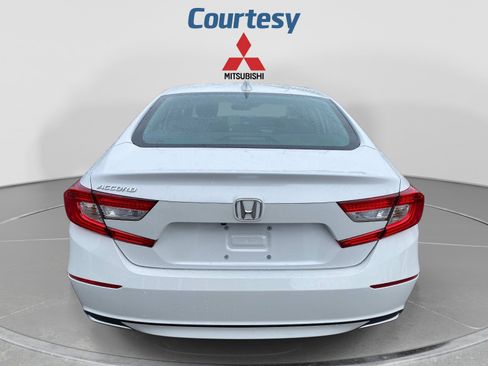 Used 2022 Honda Accord LX image 4