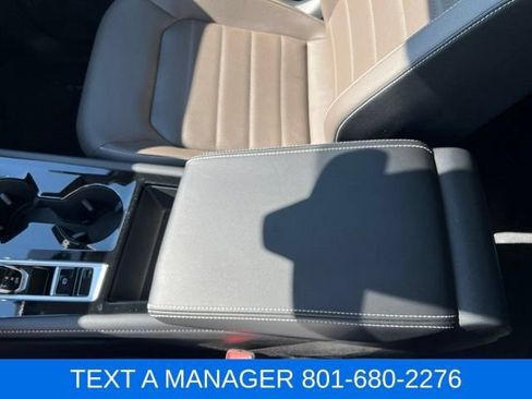 Used 2025 Volkswagen Atlas SEL AWD/4WD image 20