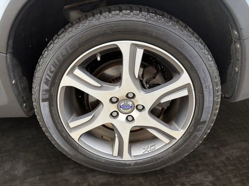 Used 2015 Volvo XC70 T6 Platinum image 40