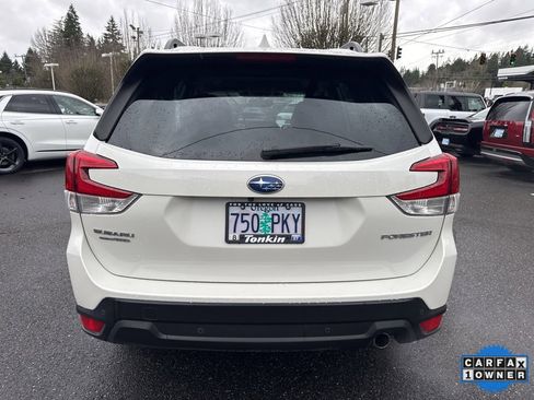 Used 2023 Subaru Forester Limited image 8