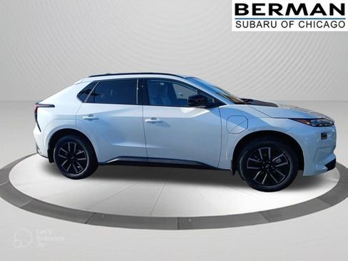 New 2026 Subaru Solterra Premium image 3