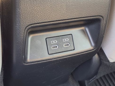 Certified 2025 Toyota Corolla LE FWD image 22