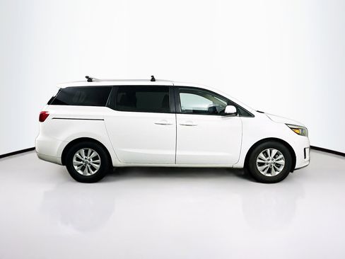 Used 2016 Kia Sedona LX w/ LX Convenience Package FWD image 10