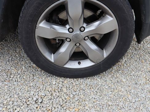 Used 2012 Jeep Grand Cherokee Overland image 35