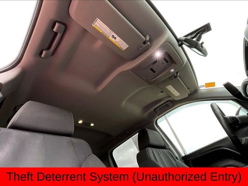 Used 2017 GMC Sierra 1500 SLE w/ SLE Value Package image 27