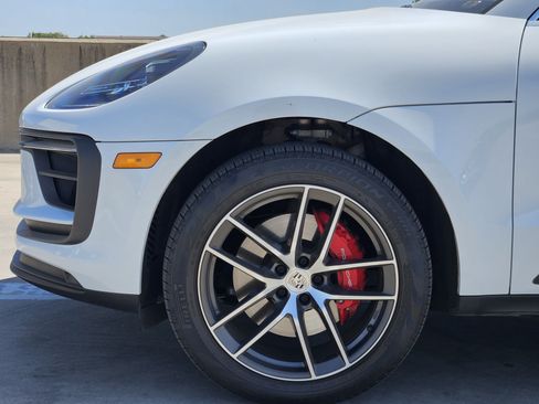 Certified 2026 Porsche Macan S AWD/4WD image 13