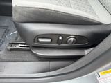 Used 2023 Chevrolet Equinox LT w/ Driver Convenience Package image 5