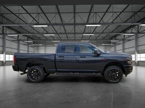 New 2026 RAM 2500 Tradesman AWD/4WD image 5