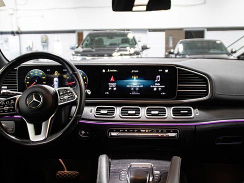 Used 2023 Mercedes-Benz GLE 350 4MATIC image 11