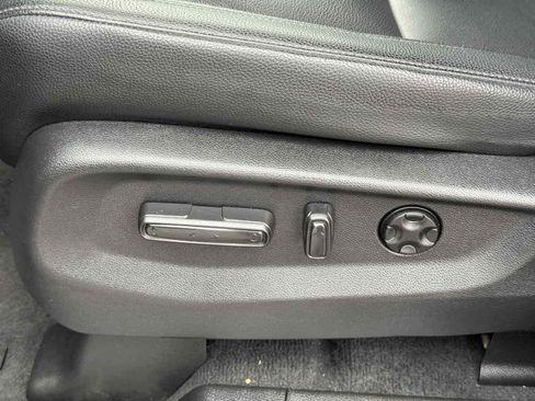 Used 2025 Honda Odyssey EX-L image 29