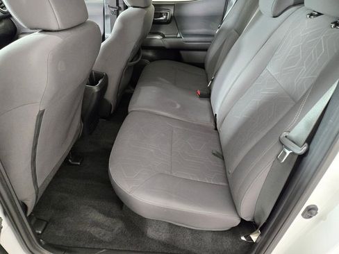 Used 2019 Toyota Tacoma TRD Off-Road w/ Technology Package RWD image 16