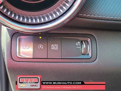Used 2026 Chevrolet Equinox LT w/ Convenience Package II FWD image 23