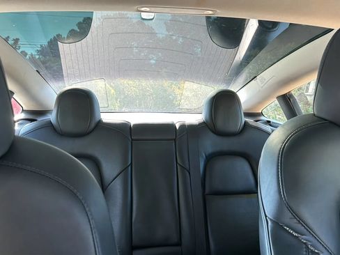 Used 2020 Tesla Model 3 Standard Range Plus RWD image 22