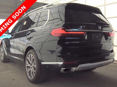 Used 2021 BMW X7 xDrive40i AWD/4WD image 4