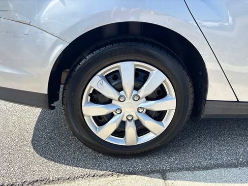 Used 2012 Ford Focus SE FWD image 9