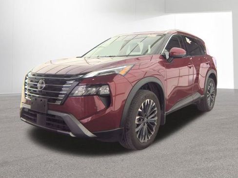 Used 2025 Nissan Rogue SL w/ Tech Package AWD/4WD image 1