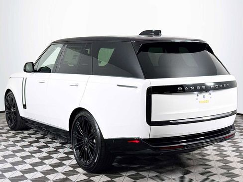 New 2025 Land Rover Range Rover SE image 7