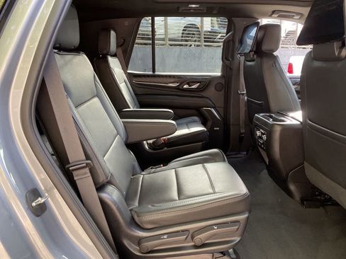 Used 2023 GMC Yukon Denali w/ Denali Reserve Package AWD/4WD image 17
