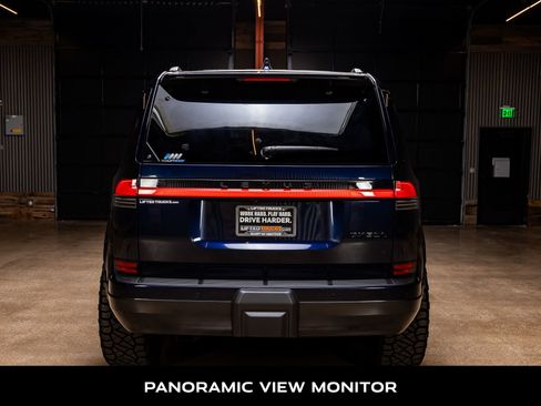 Used 2025 Lexus GX 550 w/ Cold Area Package image 8