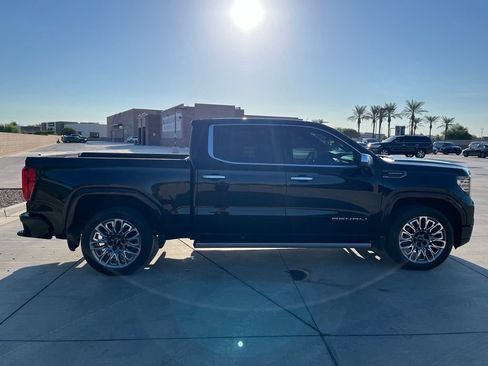 Used 2025 GMC Sierra 1500 Denali Ultimate AWD/4WD image 10
