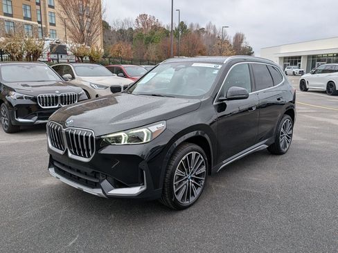 Certified 2025 BMW X1 xDrive28i w/ Convenience Package image 7