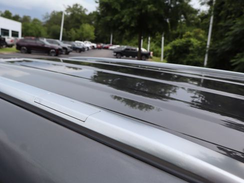 Used 2021 Toyota Highlander XLE AWD/4WD image 68