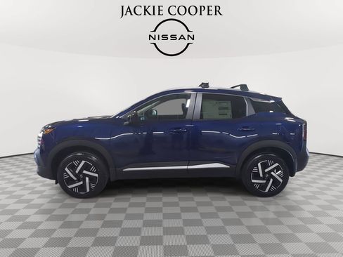 New 2027 Nissan Kicks SV w/ Cold Weather Package FWD image 8