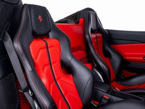 Used 2019 Ferrari 488 Spider image 52