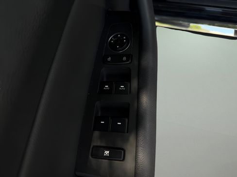 Used 2015 Hyundai Sonata Sport w/ Option Group 04 FWD image 16