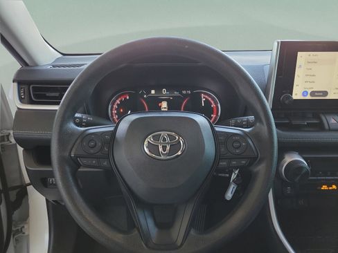 Used 2025 Toyota RAV4 LE image 10