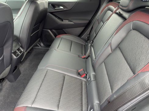 New 2026 Chevrolet Equinox RS image 23