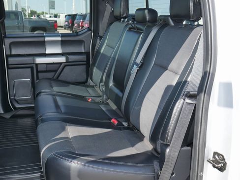 Used 2015 Ford F150 Lariat image 30