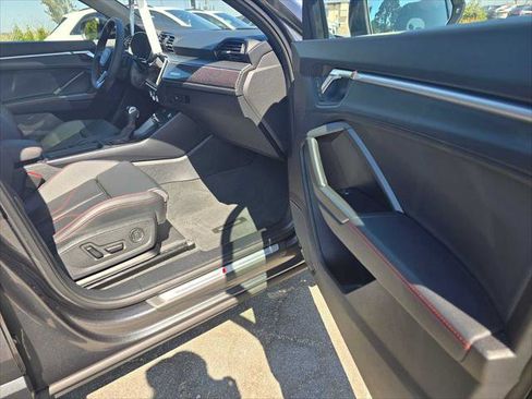 New 2025 Audi Q3 2.0T Premium Plus image 10