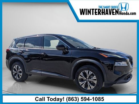 Used 2021 Nissan Rogue SV FWD image 1