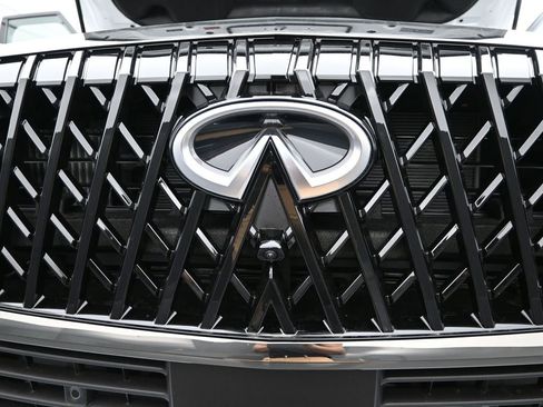 New 2026 INFINITI QX80 4WD w/ Sport Exterior Package image 19