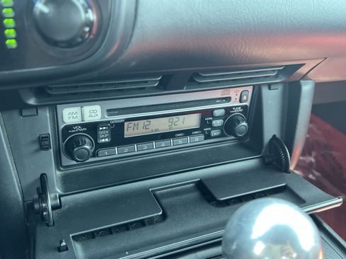 Used 2004 Honda S2000 image 19
