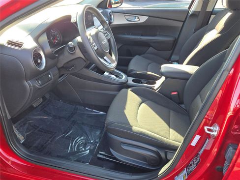 Used 2024 Kia Forte LXS image 25