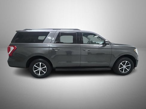 Used 2018 Ford Expedition Max XLT w/ Equipment Group 201A AWD/4WD image 4