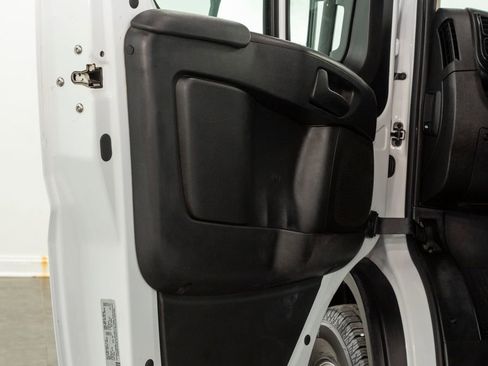 Used 2023 RAM ProMaster 2500 image 6