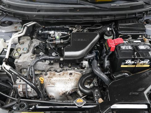 Used 2010 Nissan Rogue SL w/ Premium Pkg AWD/4WD image 28
