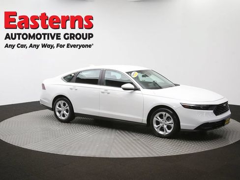 Used 2025 Honda Accord LX image 43
