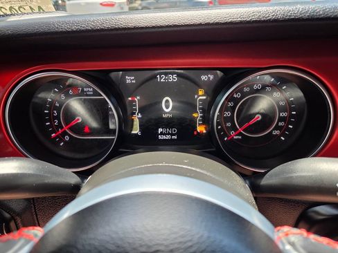 Certified 2021 Jeep Wrangler Unlimited Rubicon AWD/4WD image 29