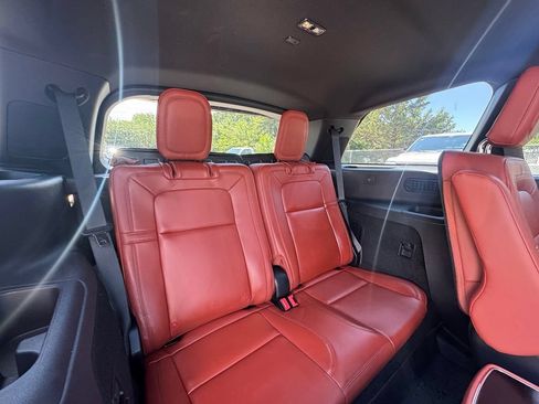 Used 2025 Lincoln Aviator Reserve w/ Equipment Group 201A AWD/4WD image 41