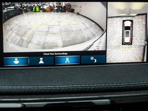 Used 2022 Acura MDX SH-AWD w/ Advance Package image 23